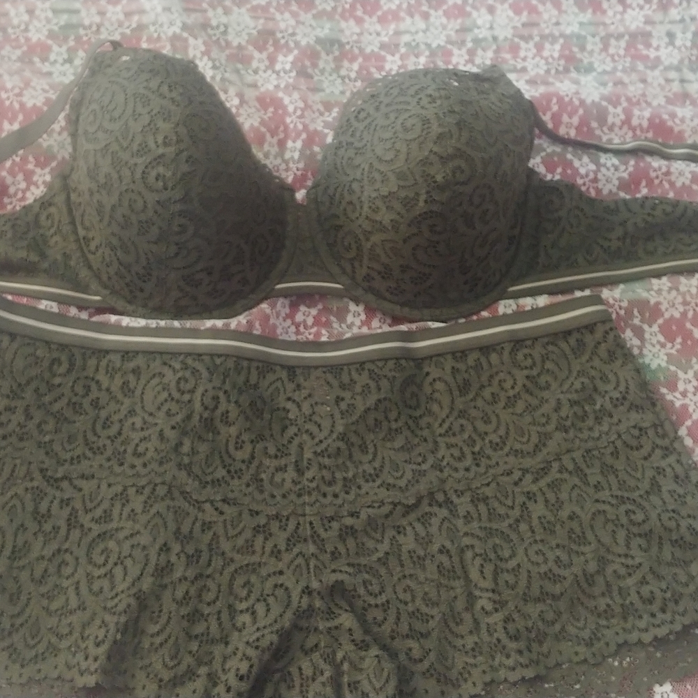 Bra & boxer's